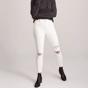 Abercrombie & Fitch Simone High Rise Ankle Jeans